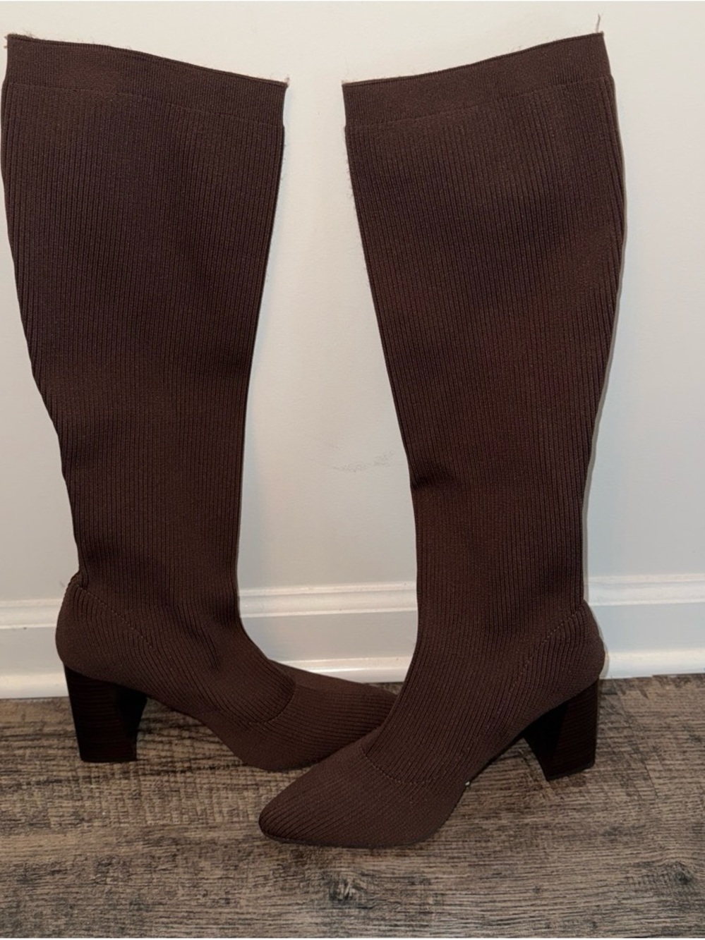 Forever 21 Dark Brown Ribbed Knee-High Block Heel Boots